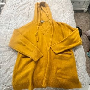 Marled reunited clothing, yellow sweater